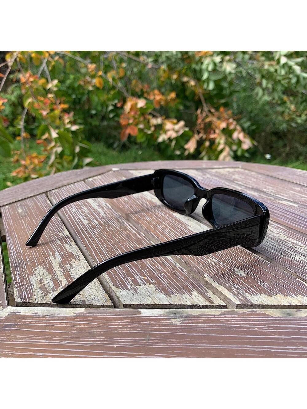 Black sunglasses. UVA UVB protection - Picture 4 of 5